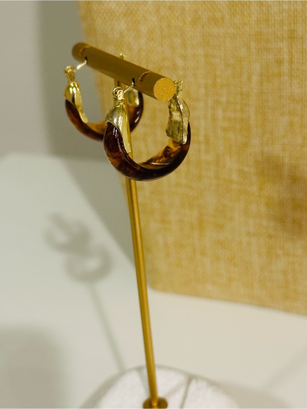 Fashion Jewelry Amber Swirl Resin Hoop Earrings - Gold Tone